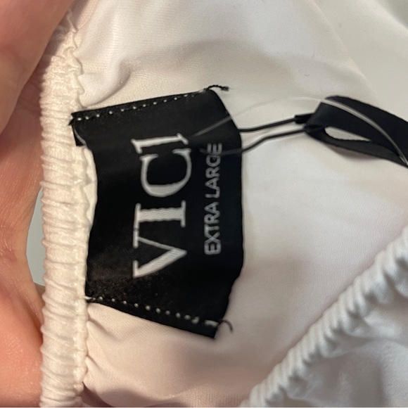 Vici Collection Satin Crossover Halter Neck Top in White XL - Picture 6 of 7